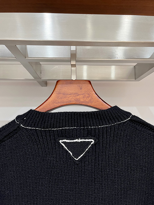 プラダスーパーコピー チャンキーニットセーター