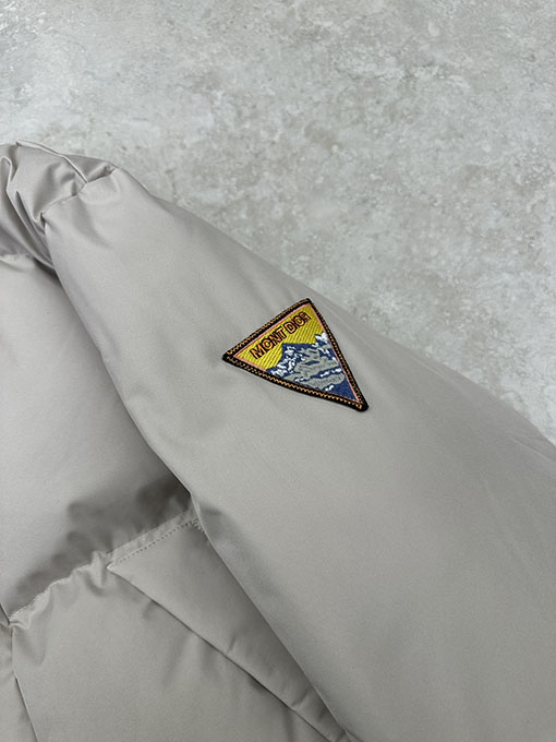 ディオール 張仔刺繍入り中綿ジャケット