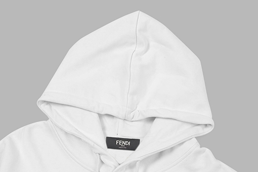 フェンディ リトルファイアドラゴンロゴパーカー