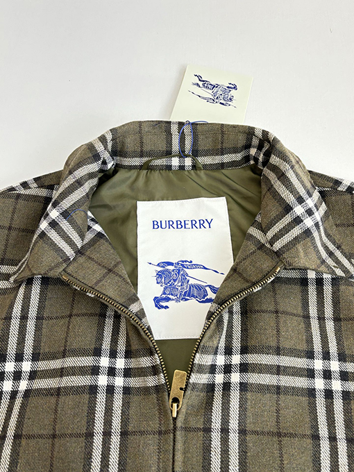 バーバリースーパーコピー 新しいクラシックなチェック柄ハリントンジャケット