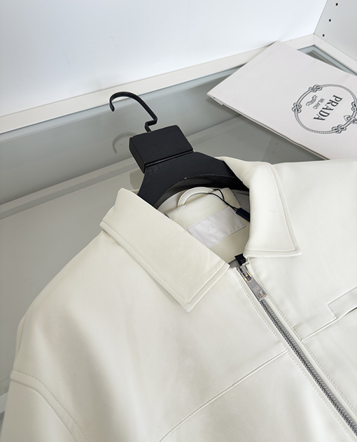 プラダコピー 新しい黒の輸入エコスエードカラージャケット