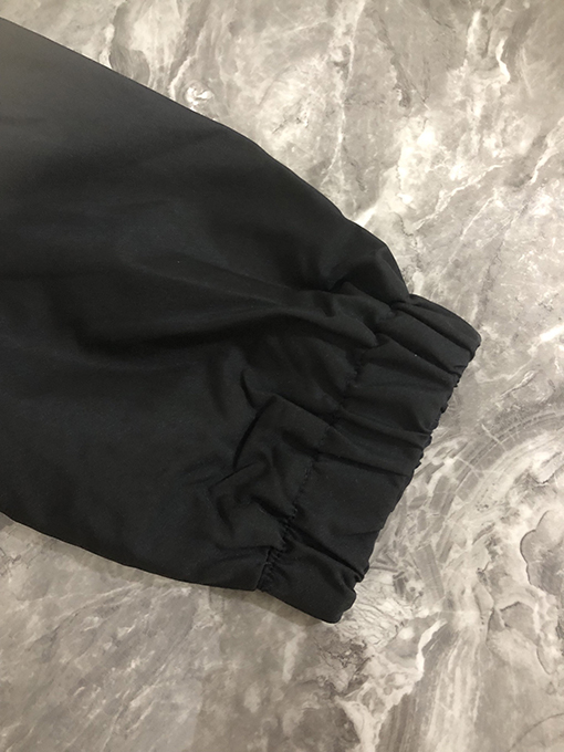 プラダスーパーコピー 新しいランウェイジャケット