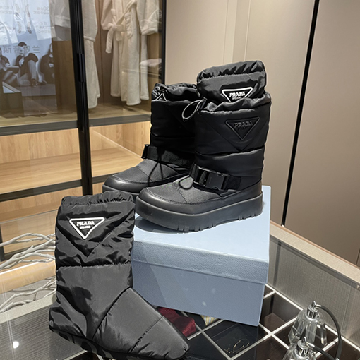 プラダスーパーコピー 新モデル人気のあるリストスノーブーツ