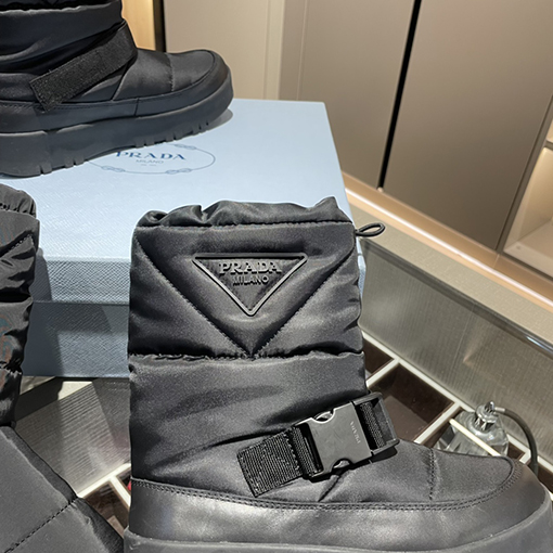 プラダスーパーコピー 新モデル人気のあるリストスノーブーツ
