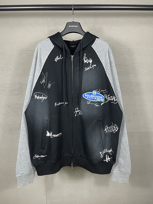 バレンシアガ ウォッシュダメージした手描きのグラフィティのフード付きジップアップスウェットシャツ