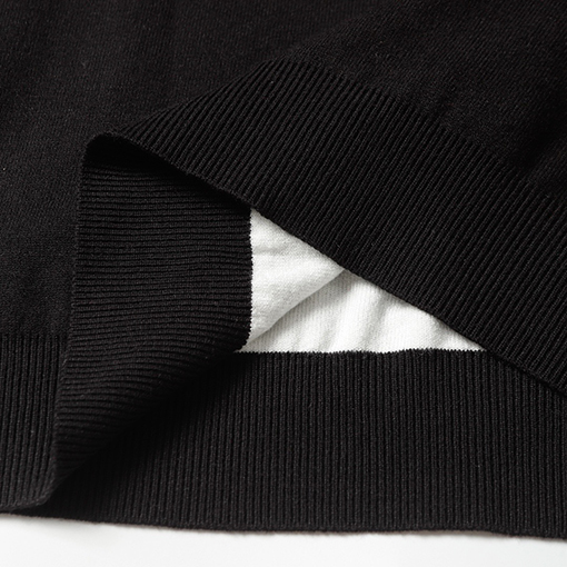 ルイヴィトンコピー クラシックなクルーネックロゴセーター