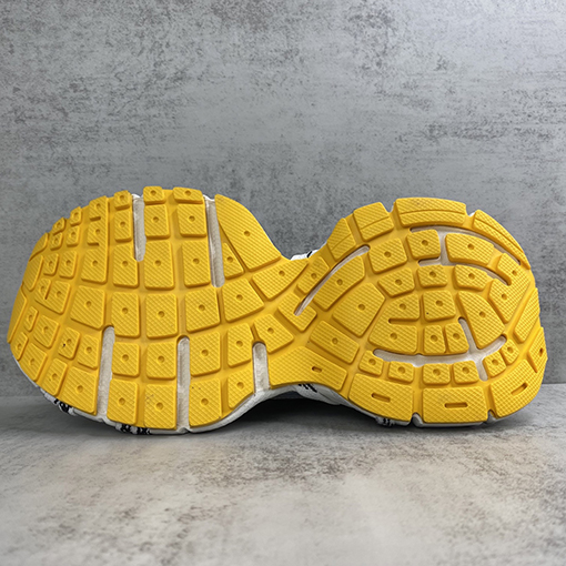 バレンシアガ Balenciaga 3XL 新しいプラスサイズのトレンドレースアップシューズ