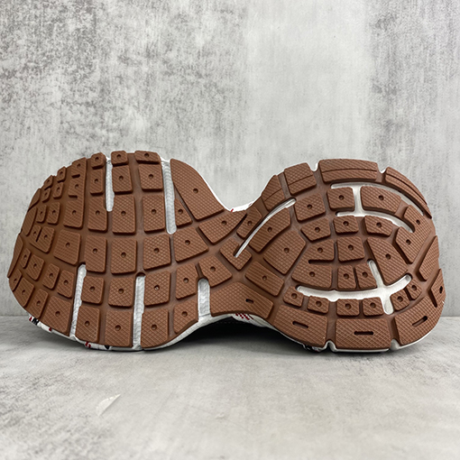 バレンシアガ Balenciaga 3XL 新しいプラスサイズのトレンドレースアップシューズ