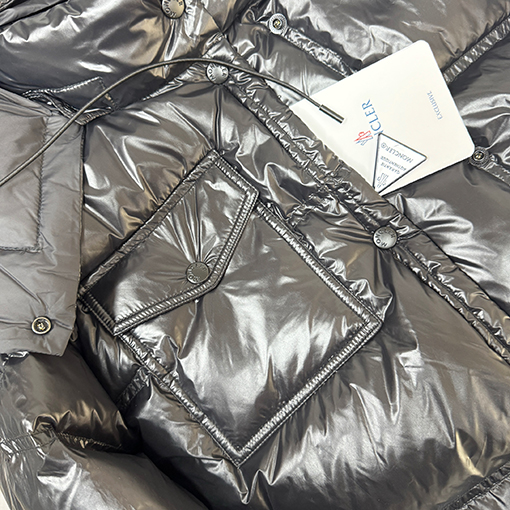 モンクレール Erea レディース ショートスクエアキルティングダウンジャケット