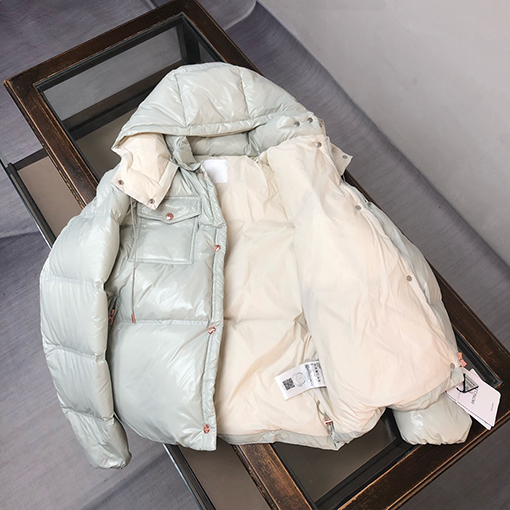 モンクレール Erea レディース ショートスクエアキルティングダウンジャケット