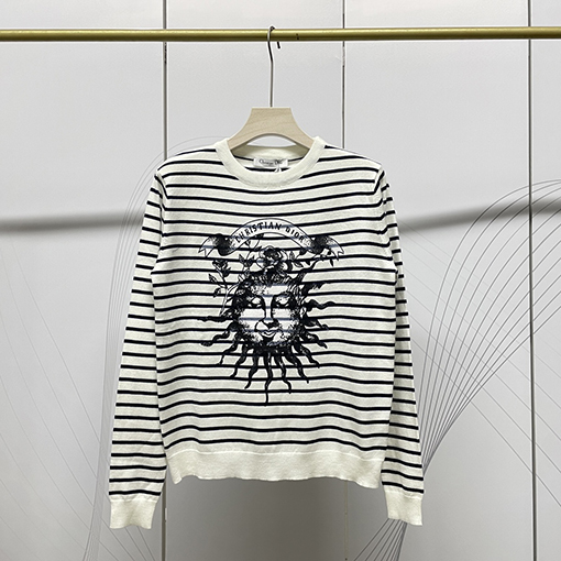 ディオール 新作の五芒星プリントフード付きニットセーター