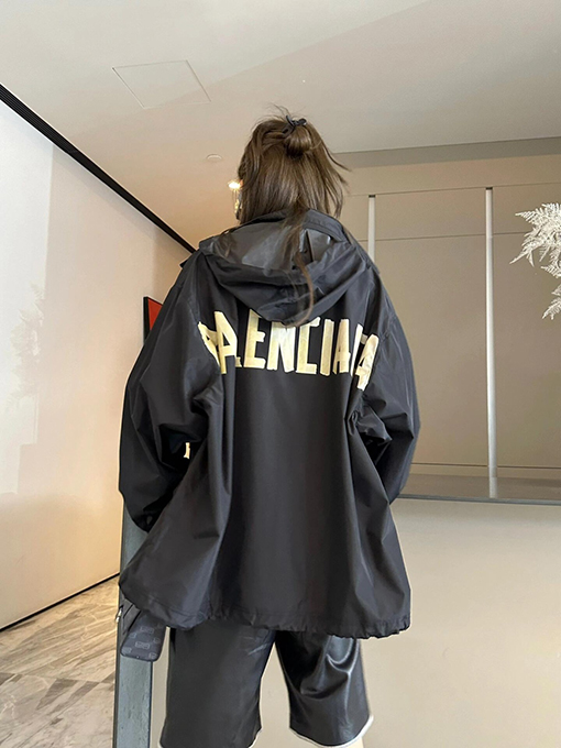 バレンシアガコピー Balenciaga ダクトテープジャケット