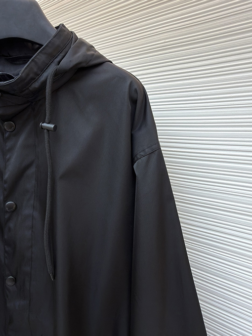 バレンシアガコピー Balenciaga ダクトテープジャケット