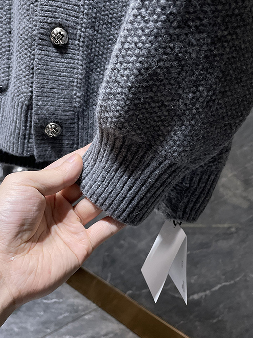 クロムハーツ 新モデルシルバーボタン付きバナナカラーウール&レザーパッチワークカーディガン