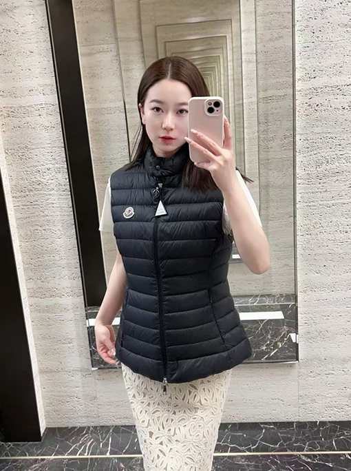 モンクレールスーパーコピー lgens レディースクラシックフィットダウンベスト