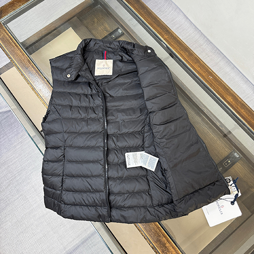 モンクレールスーパーコピー lgens レディースクラシックフィットダウンベスト