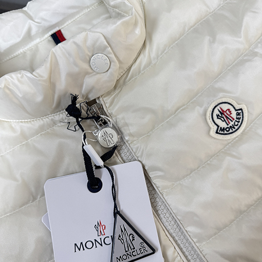 モンクレールスーパーコピー lgens レディースクラシックフィットダウンベスト
