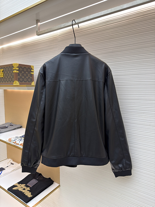 プラダスーパーコピー リバーシブルレザープレーンジャケット