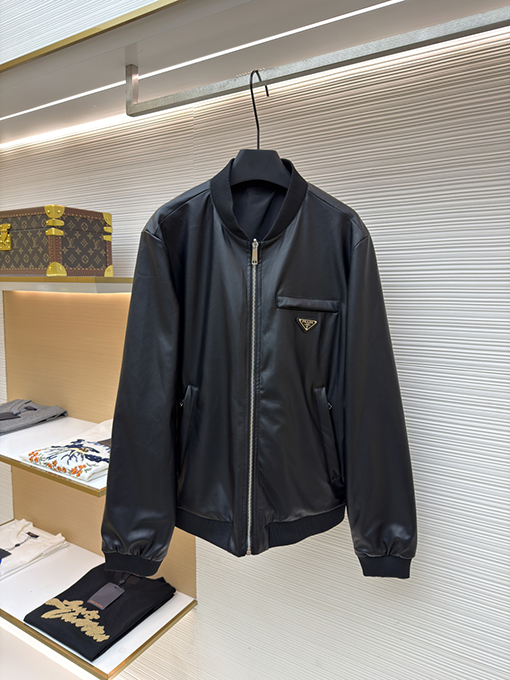 プラダスーパーコピー リバーシブルレザープレーンジャケット
