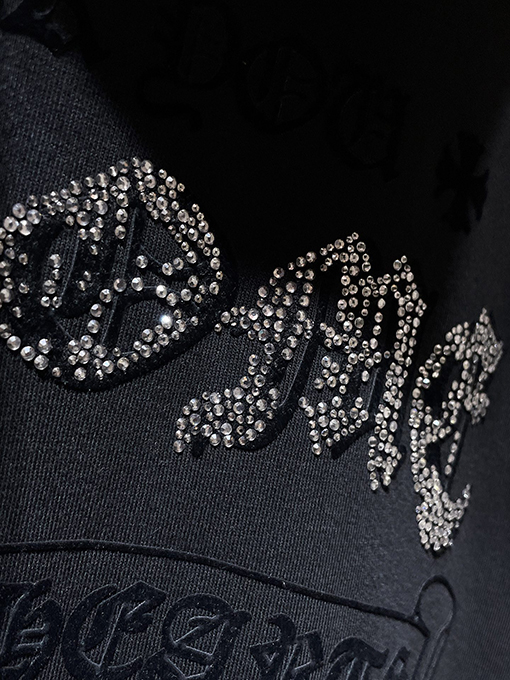 クロムハーツスーパーコピー 馬蹄形のサンスクリット文字パーカー