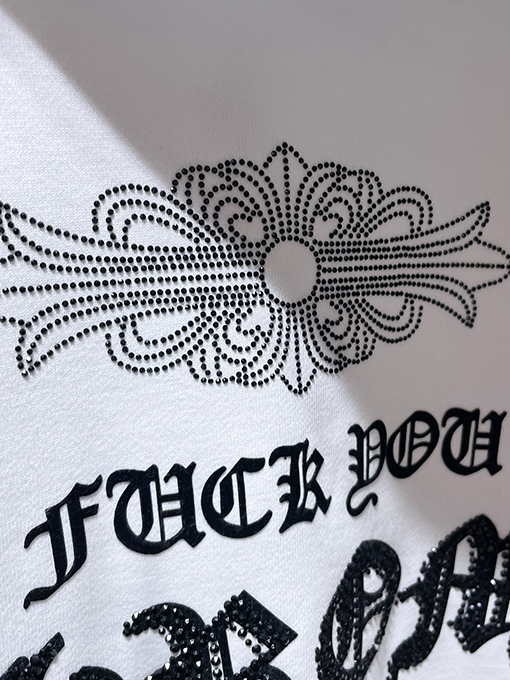 クロムハーツスーパーコピー 馬蹄形のサンスクリット文字パーカー