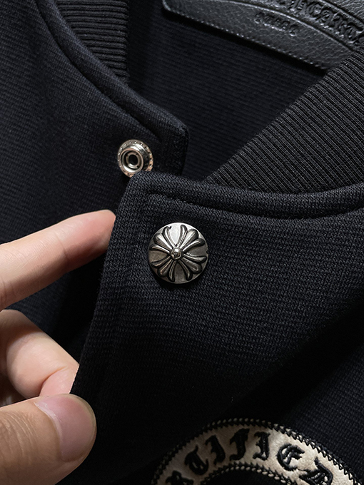 クロムハーツ レザースリーブとベースボールの刺繍サンスクリットクロスのウールコート