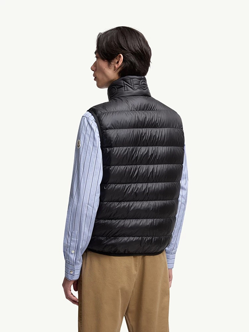 モンクレールスーパーコピー Gallienne 新作レザーバッジウールダウンベスト