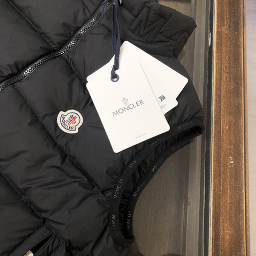 モンクレールスーパーコピー Gallienne 新作レザーバッジウールダウンベスト