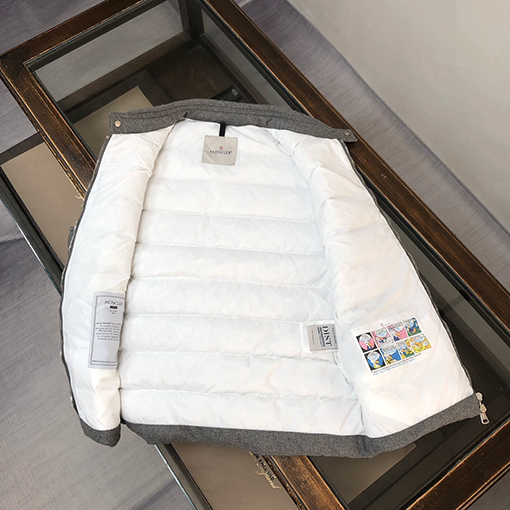 モンクレールスーパーコピー Gallienne 新作レザーバッジウールダウンベスト