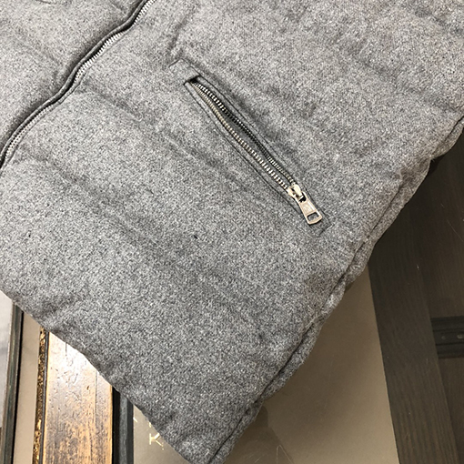 モンクレールスーパーコピー Gallienne 新作レザーバッジウールダウンベスト