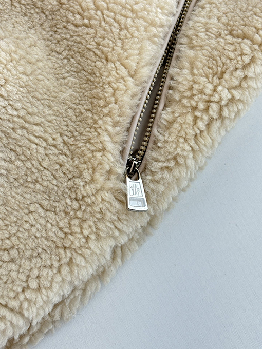 モンクレール 幾何学模様のジャカードウール混紡プラッシュフード付きジャケット