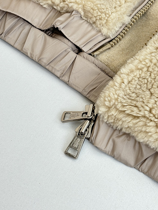 モンクレール 幾何学模様のジャカードウール混紡プラッシュフード付きジャケット