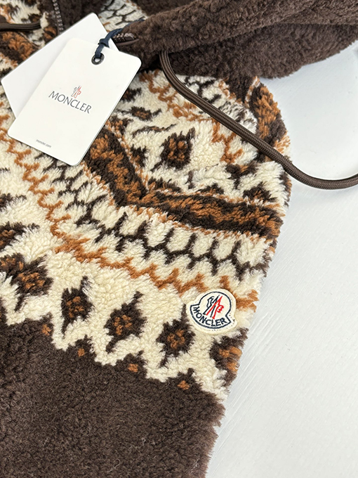 モンクレール 幾何学模様のジャカードウール混紡プラッシュフード付きジャケット