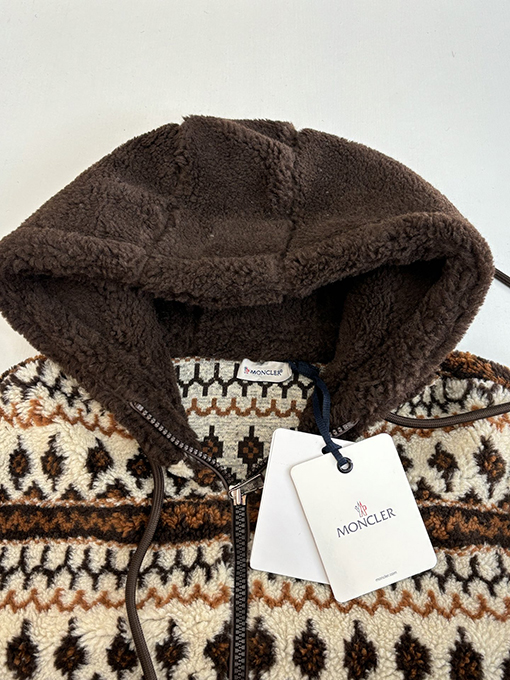 モンクレール 幾何学模様のジャカードウール混紡プラッシュフード付きジャケット