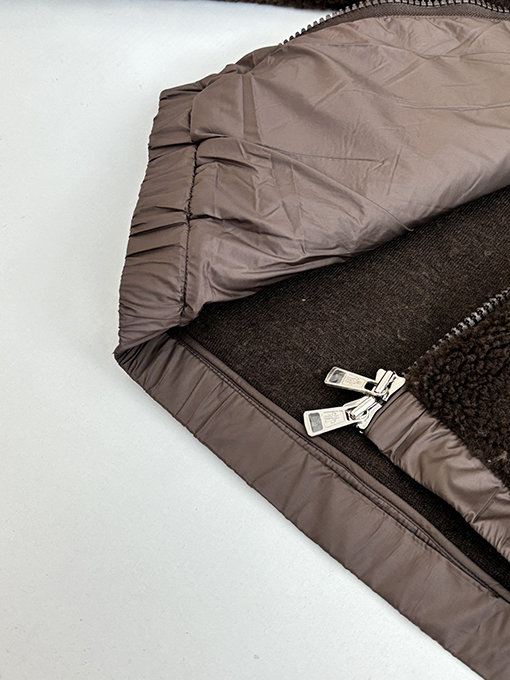 モンクレール 幾何学模様のジャカードウール混紡プラッシュフード付きジャケット