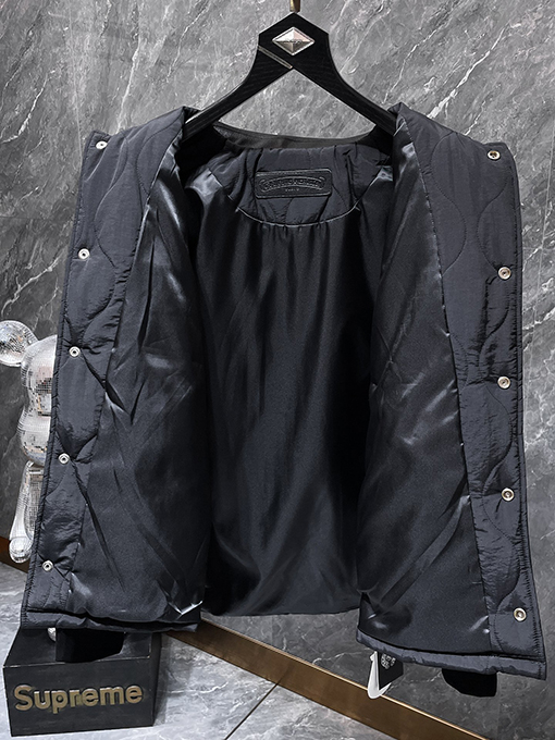 クロムハーツコピー クロス柄のレザーカラー刺繍りコットンパッド入りジャケット