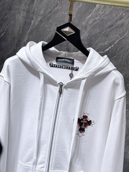 クロムハーツ クロス柄のハンドメイドアップリケ刺繍スタッズパーカー