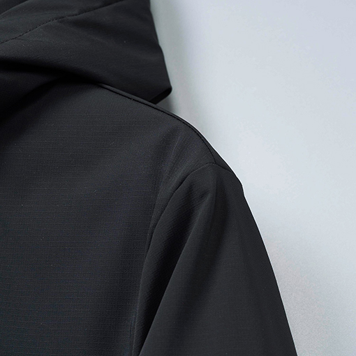 プラダ テープシール付き小三角形ダウンジャケット