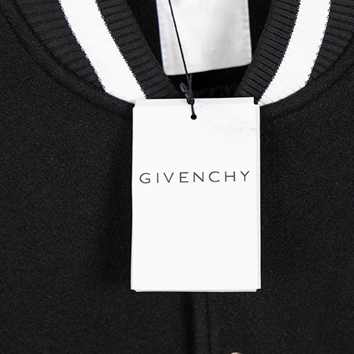 ジバンシイ ランウェイベースボールユニフォーム