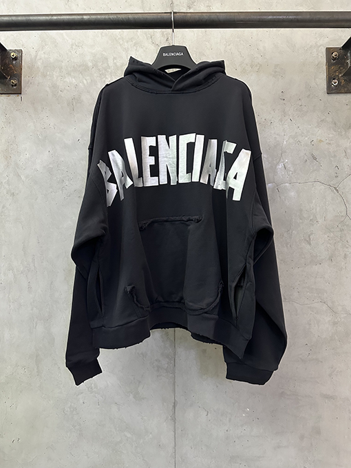 バレンシアガ Balenciaga シルバーテーププリントフード付きスウェットシャツ