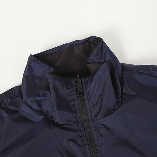 プラダ 両面カラーブロックナイロンロゴジャケット