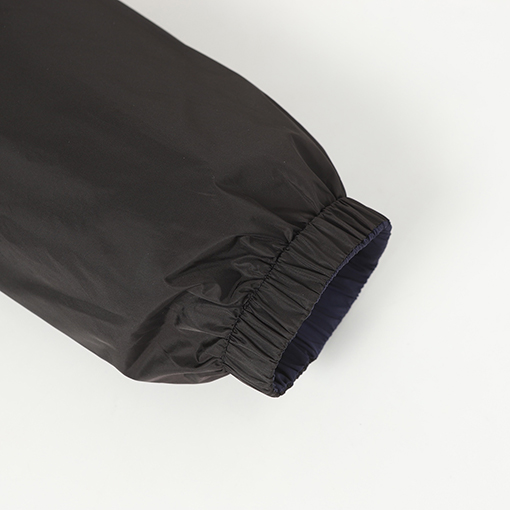 プラダ 両面カラーブロックナイロンロゴジャケット