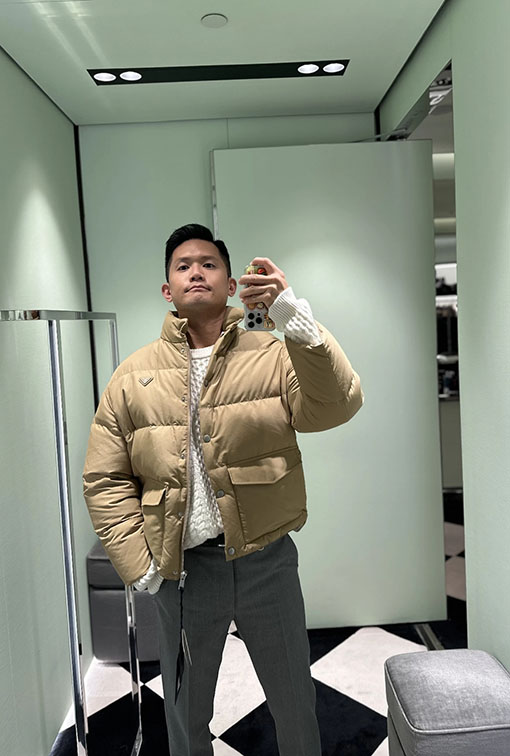 プラダ 新しいポケットダウンジャケット