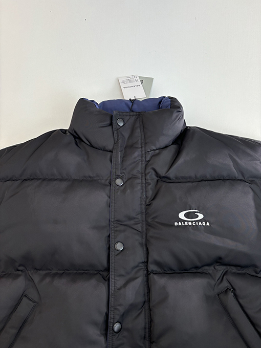 バレンシアガ Balenciaga LOOP SPORTS ICON ピン刺繍入り両面コットンパッド入りジャケット