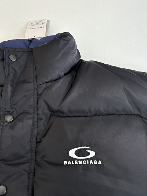 バレンシアガ Balenciaga LOOP SPORTS ICON ピン刺繍入り両面コットンパッド入りジャケット