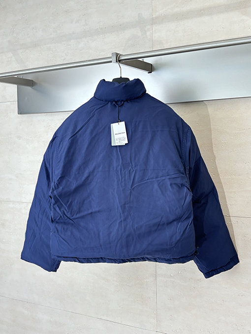 バレンシアガ Balenciaga LOOP SPORTS ICON ピン刺繍入り両面コットンパッド入りジャケット