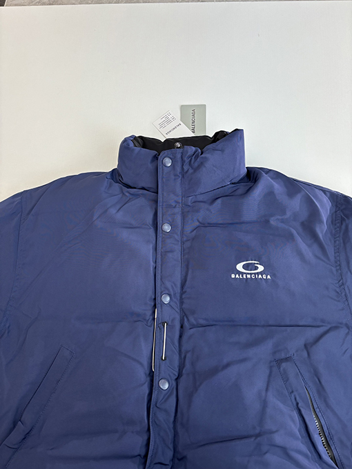 バレンシアガ Balenciaga LOOP SPORTS ICON ピン刺繍入り両面コットンパッド入りジャケット