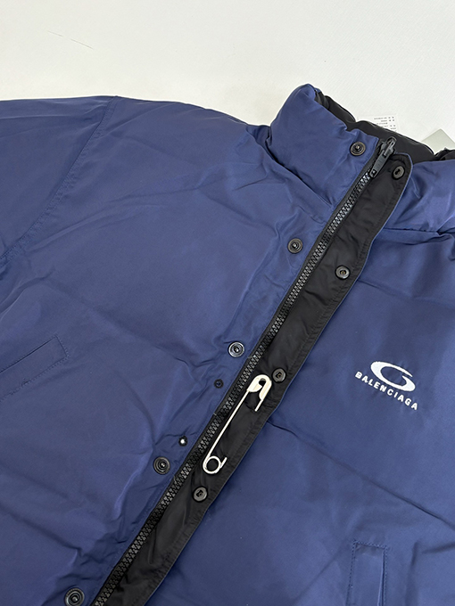 バレンシアガ Balenciaga LOOP SPORTS ICON ピン刺繍入り両面コットンパッド入りジャケット