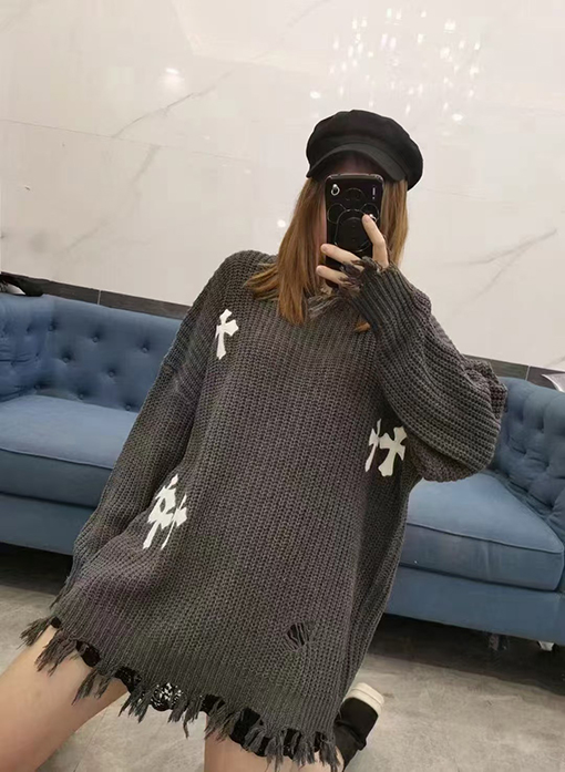 クロムハーツ ランウェイスタイルのチャンキーニットのルーズフィットセーター