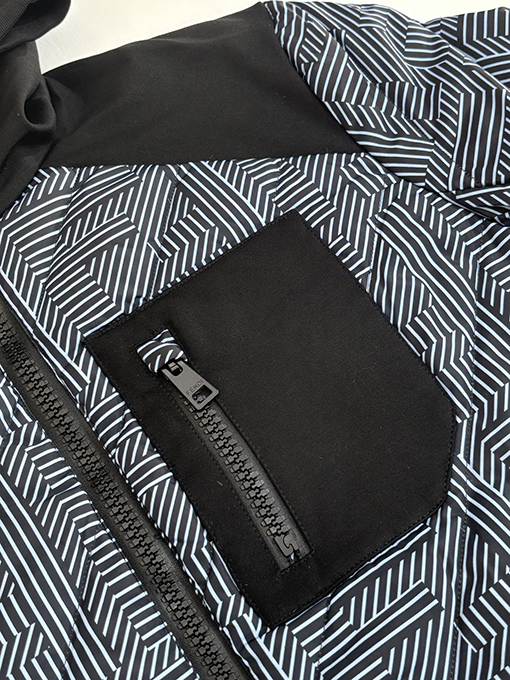 フェンディ 新しいナイロンダウンジャケット